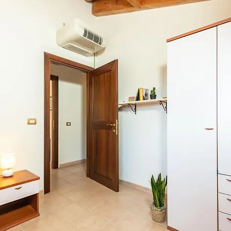 Casa Orfea Santa Maria Navarrese