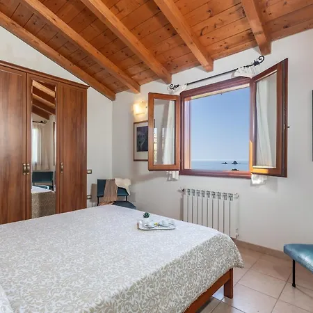 Casa Orfea Santa Maria Navarrese