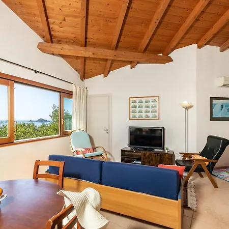 Casa Orfea Santa Maria Navarrese